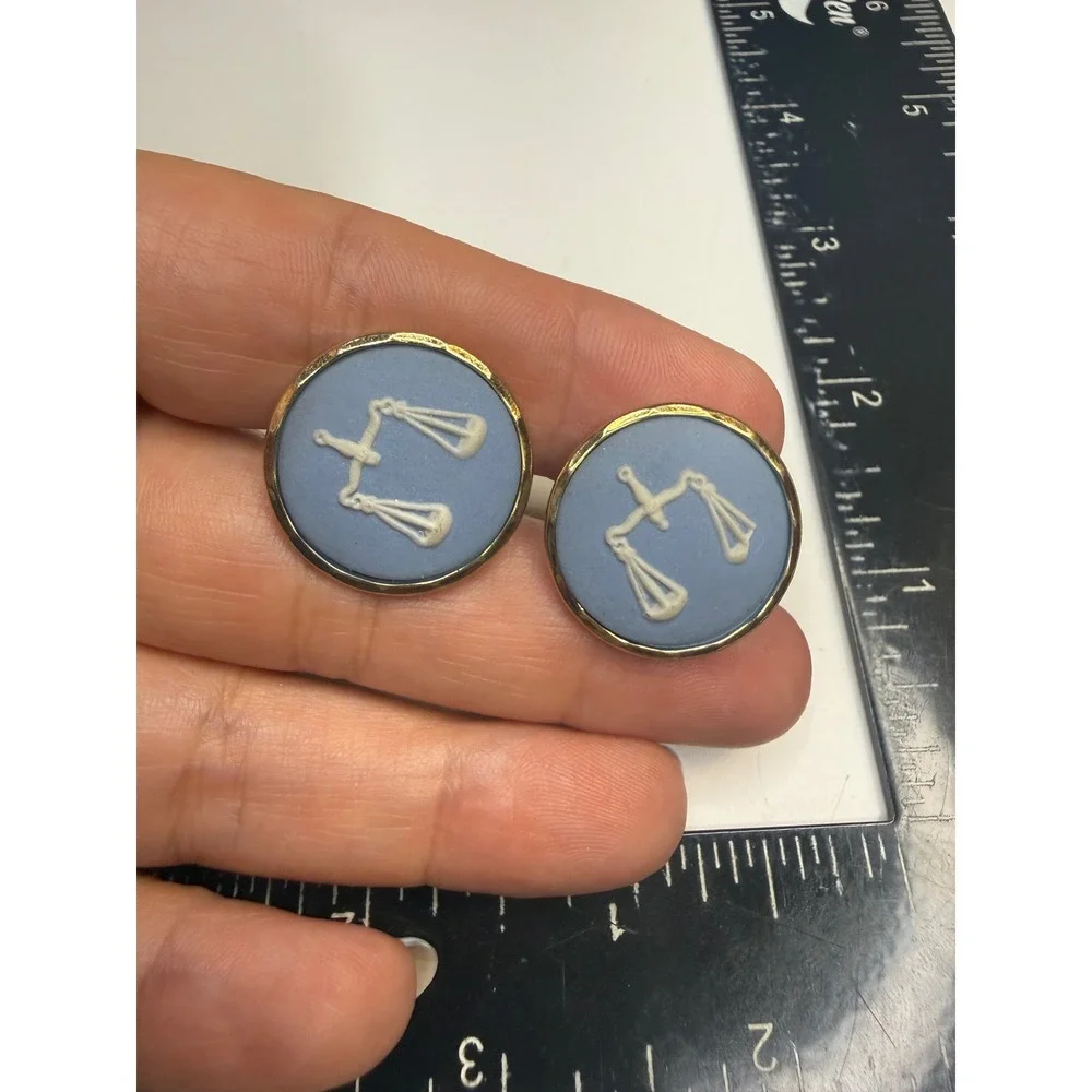 Wedgwood Jasperware Scales of Justice Blue Gold Tone Cufflinks PAT 144883